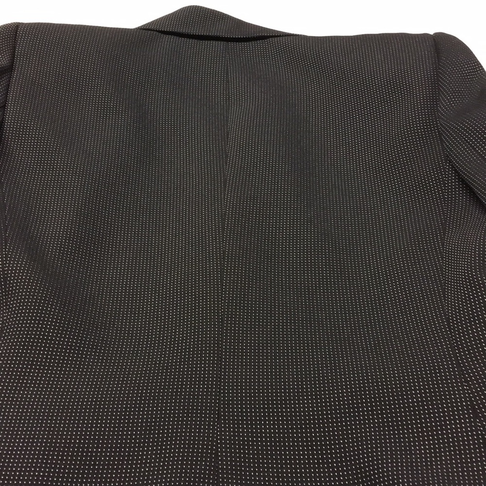 Blazer - Picture 6 of 6